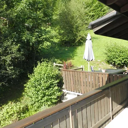 Goldrose By Interhome * Цвайзиммен